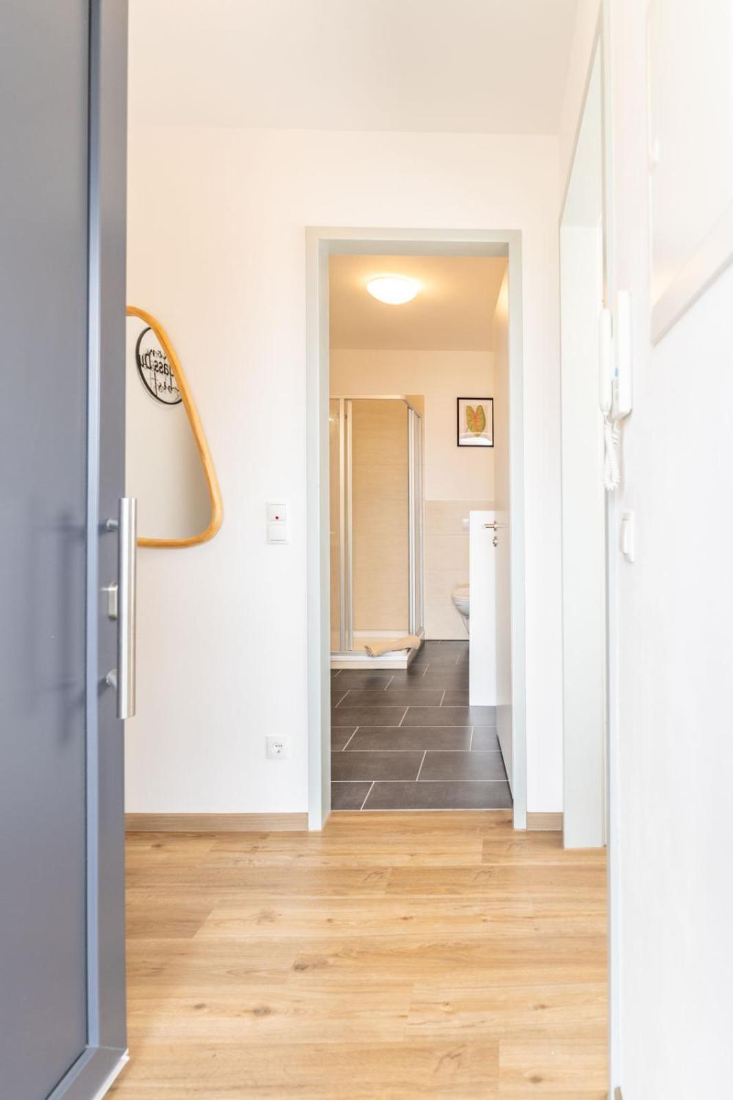 Modernes Apartment Mit Privatem Stellplatz Wenige Minuten Von Der Innenstadt & Mosel コブレンツ エクステリア 写真